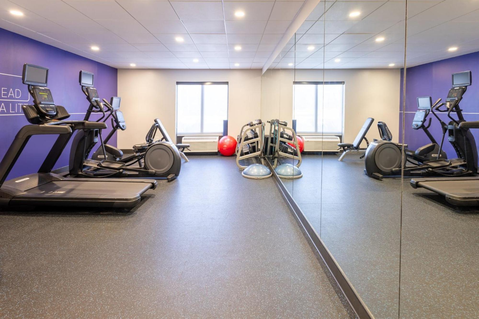 Holiday Inn Express Hotel & Suites Jackson - Flowood By Ihg Luaran gambar